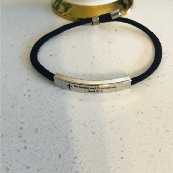 🙏Addressable spiritual bracelet for women are men Be strong and courageous - Picture 3 of 5